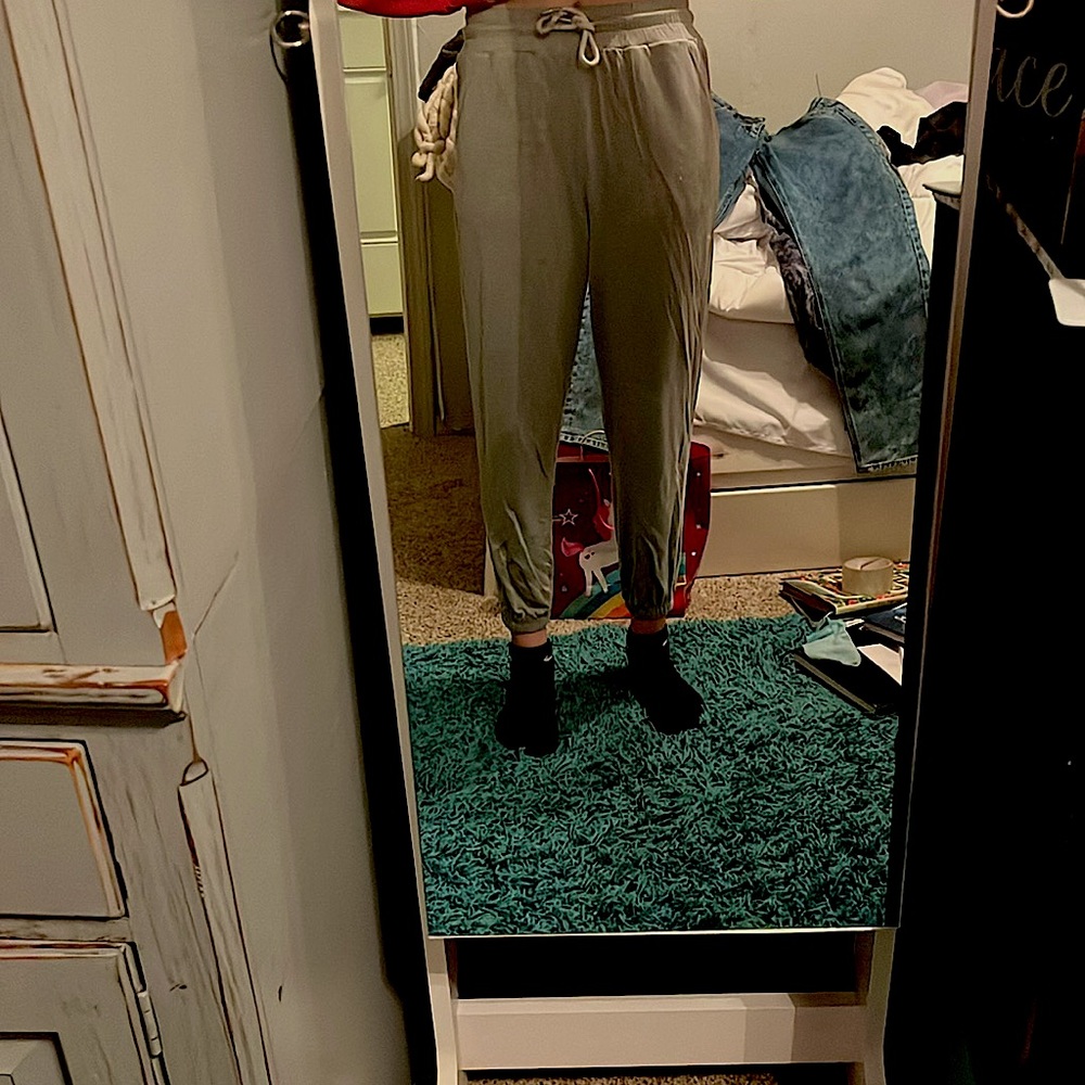 Price:$8 Color:gray